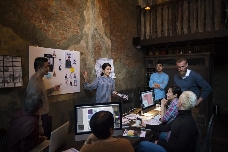 Trop de visibilité tue-t-elle le design graphique ?