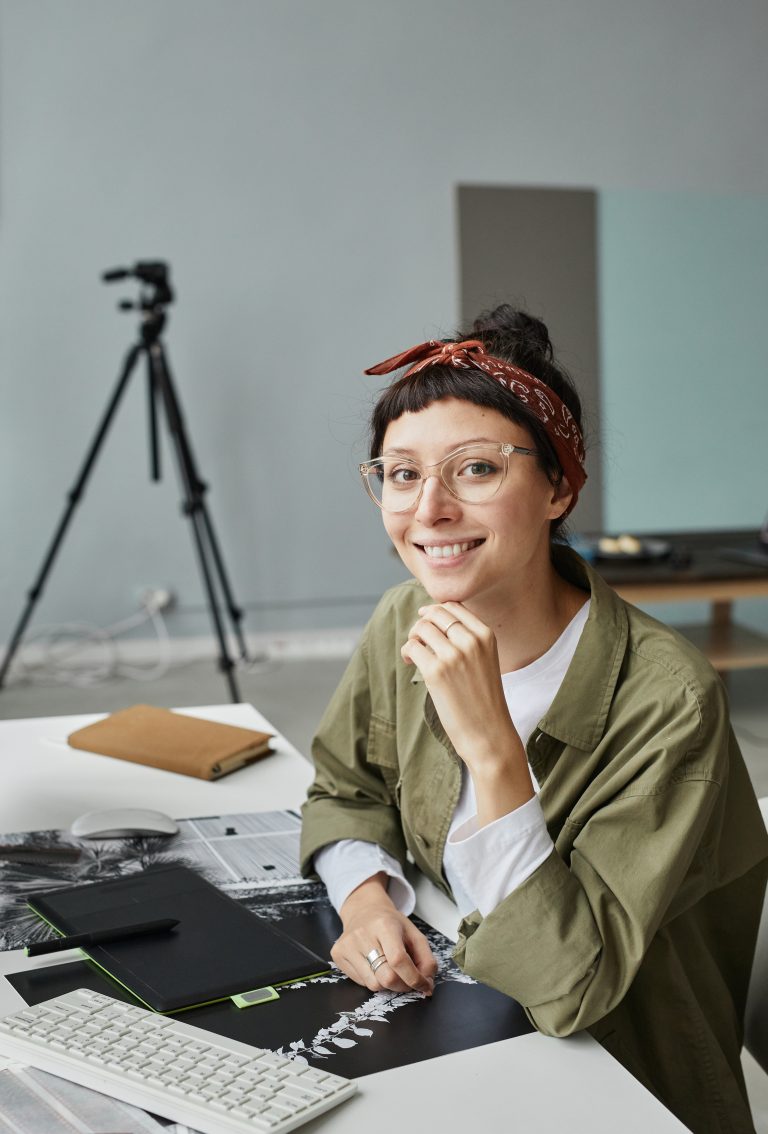 Back to Studio – Nouvelles pratiques dans les agences graphiques post-2020